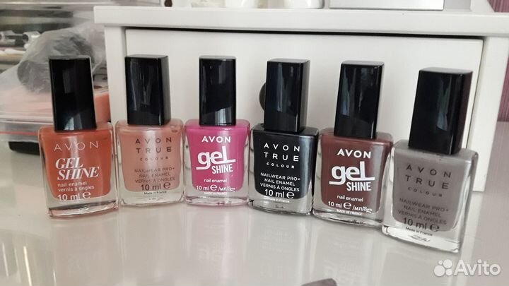 Лак для ногтей пакетом