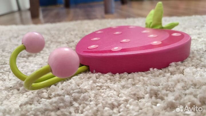 Вешалка Клубничка Kidkraft