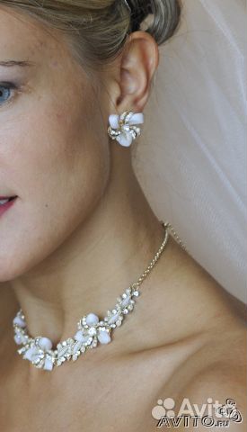 Бижутерия со стразами сваровски