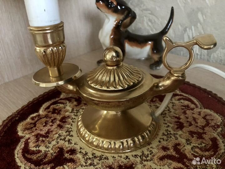 Лампа настольная