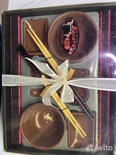 Набор посуды для суши и роллов