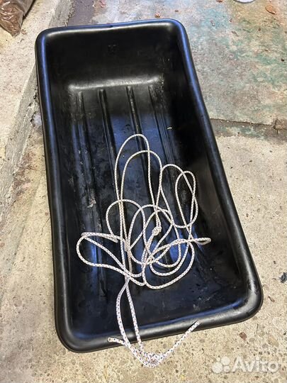 Сани-волокуши для рыбалки с шнуром