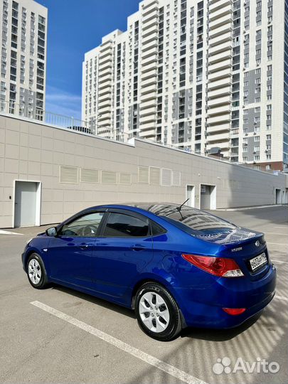 Hyundai Solaris 1.4 AT, 2011, 190 000 км