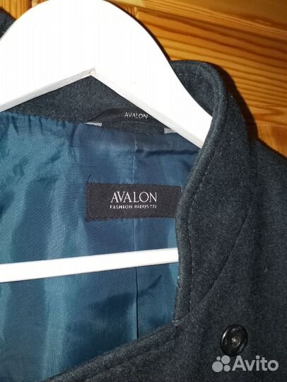 Пальто женское демисезонное 42 размер