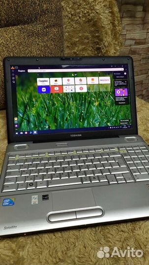 Ноутбук toshiba i3