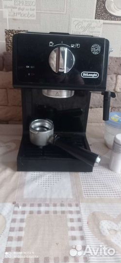 Кофеварка рожковая delonghi