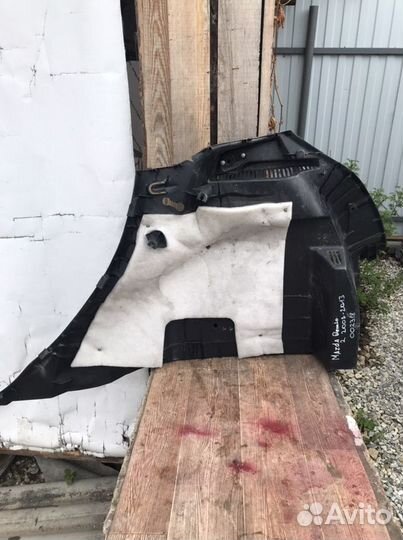 Обшивка багажника Mazda 2 2007-2013