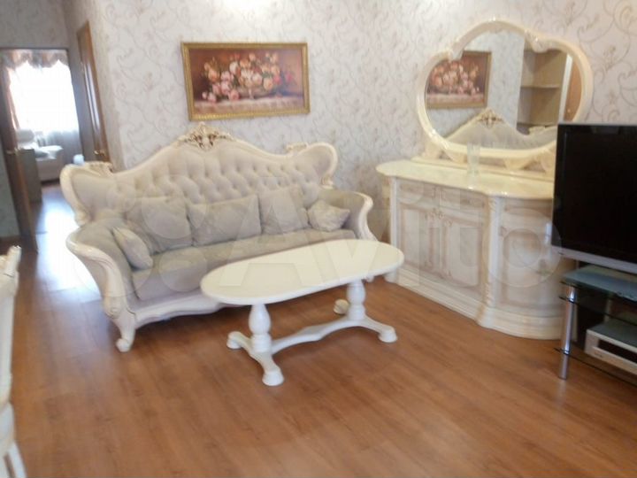 2-к. квартира, 87 м², 2/9 эт.