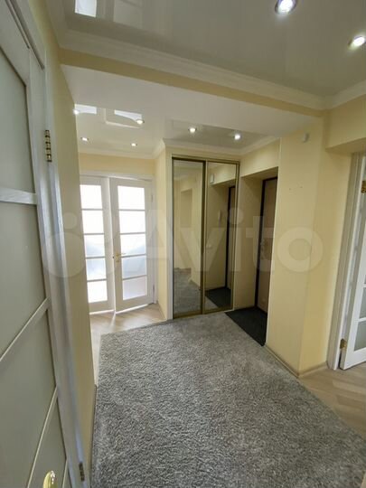 2-к. квартира, 55 м², 4/5 эт.
