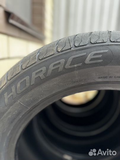 Headway HU901 235/55 R18 104W