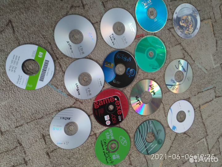 Диски с играми и программами для пк