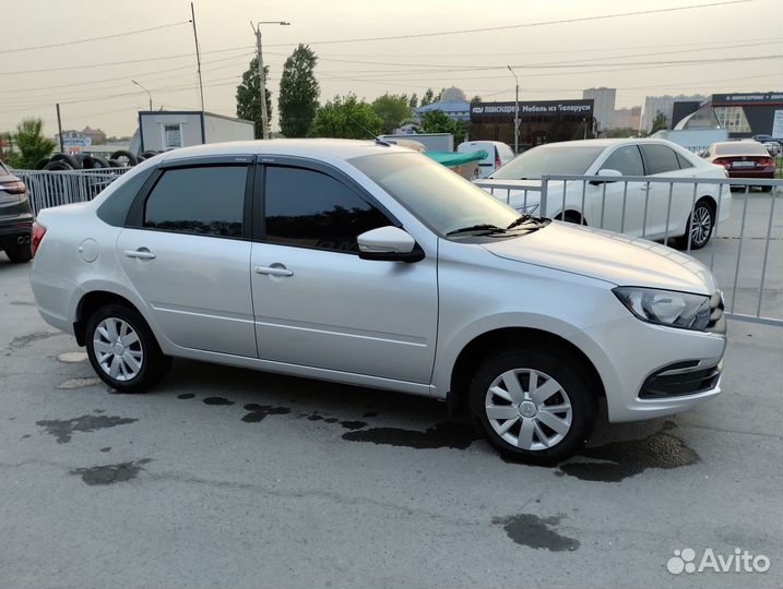 LADA Granta 1.6 МТ, 2023, 4 000 км