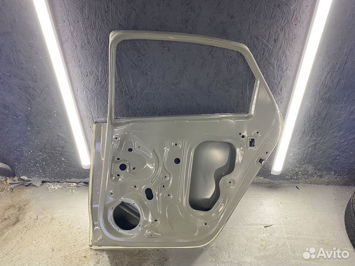 Дверь задняя правая polo sedan