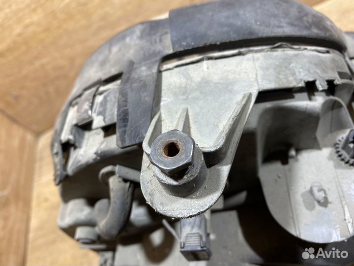 Фара передняя левая Mercedes W210 рест 141937