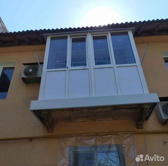 Пластиковые окна на балкон, с завода под ключ