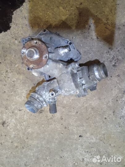 Помпа двс М62 3,5/4,4л,бмв Е38/39/53