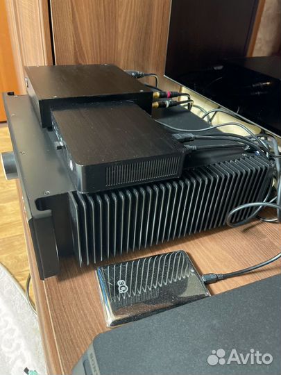 Усилитель Plinius