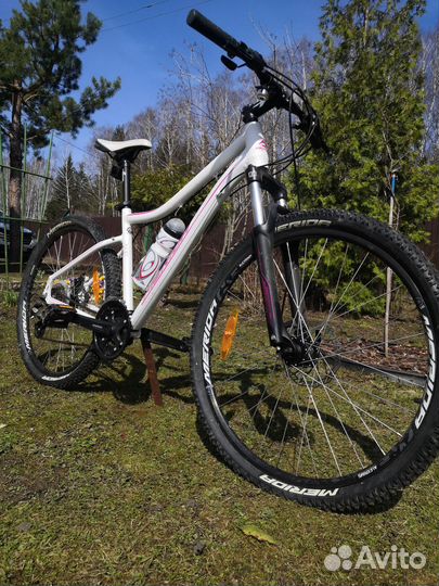 Велосипед взрослый женский Merida Juliet 6.15-MD