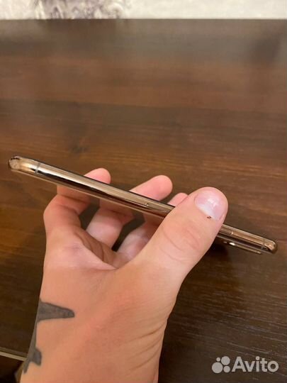 iPhone Xs, 64 ГБ