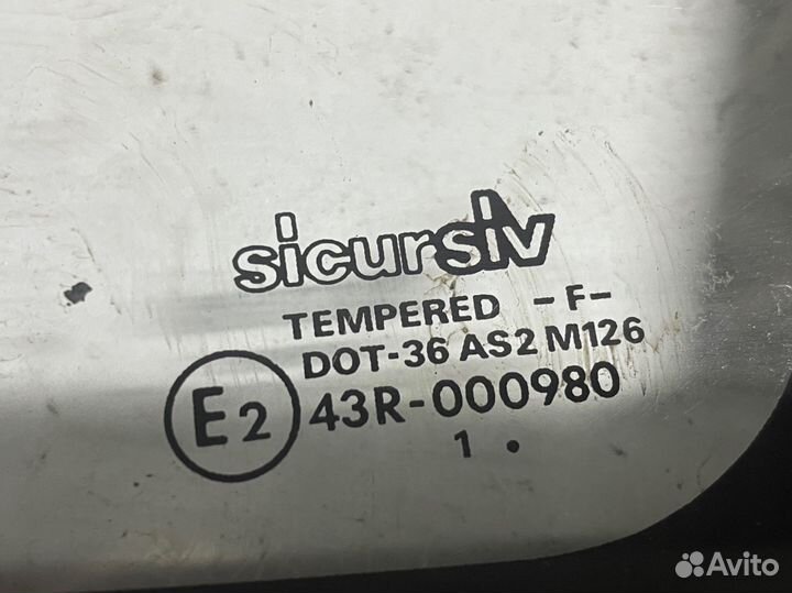 Форточка левая Opel Vectra A