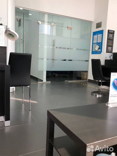 Офисные перегородки из стекла