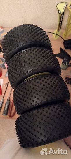 Комплект абсолютно новых колес для трагги