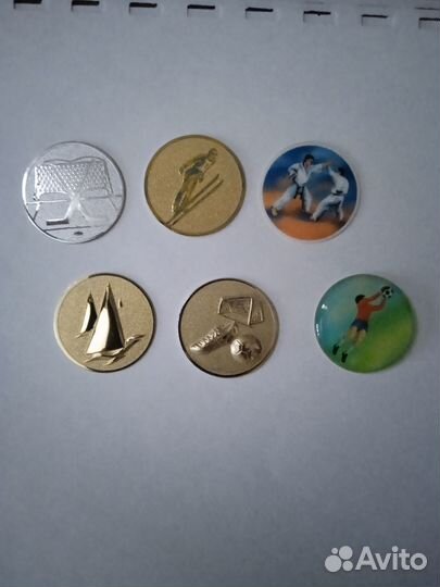 Вкладыши, ленты, колодки, коробки для медалей и др