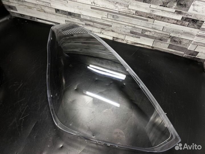 Стекло фары Hyundai Starex, H-1 II (07-15гг.)