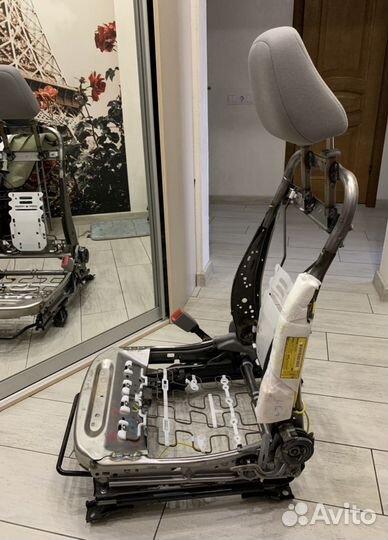 Сиденье водительское Toyota xv 55