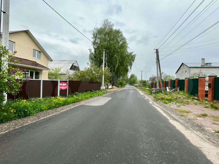 Дом 176,9 м² на участке 6 сот.