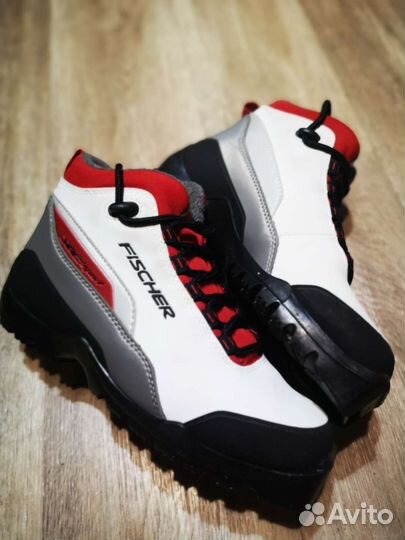 Лыжные ботинки Fischer