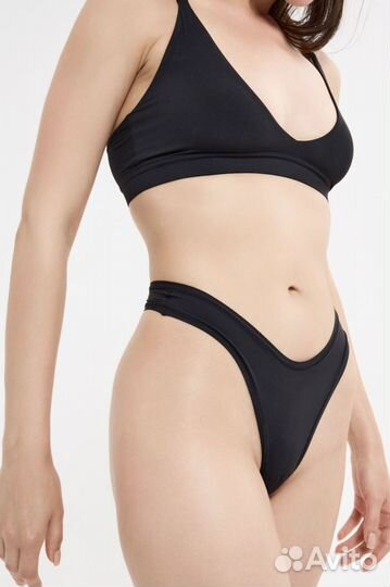 Стринги laodo с глубоким вырезом