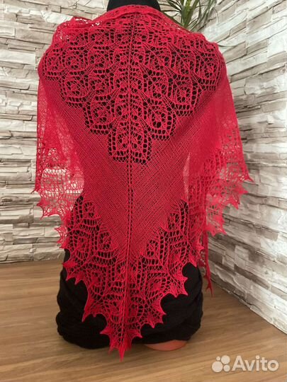 Шаль ручной работы