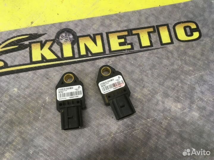 Датчик удара передний задний Lancer X Лансер 10