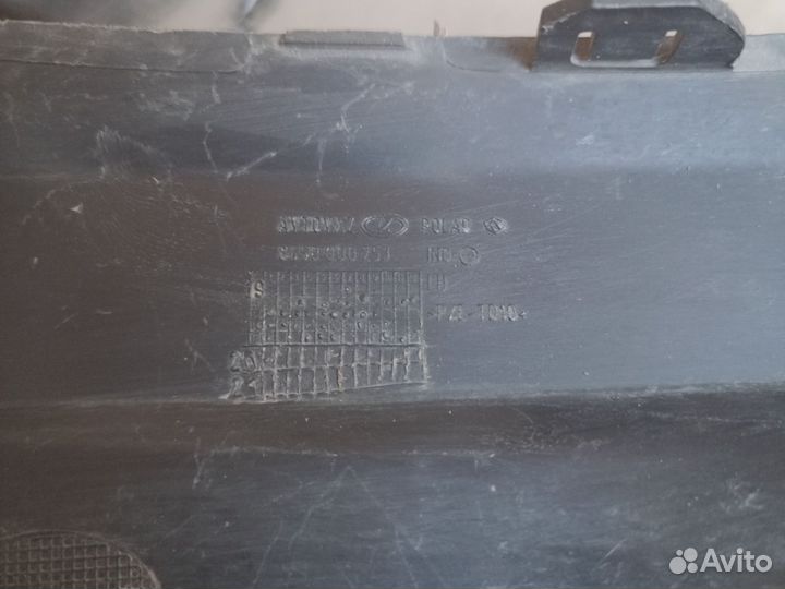 Накладка противотуманной фары L лада Ларгус