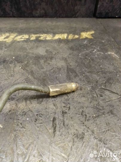 Трубка рулевой рейки nissan bluebird u13 (14)