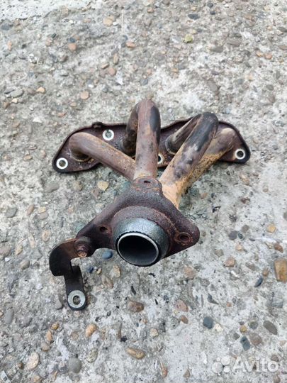 Выпускной коллектор L15A Хонда фит