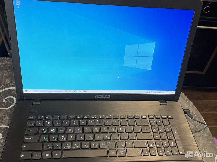 Ноутбук asus