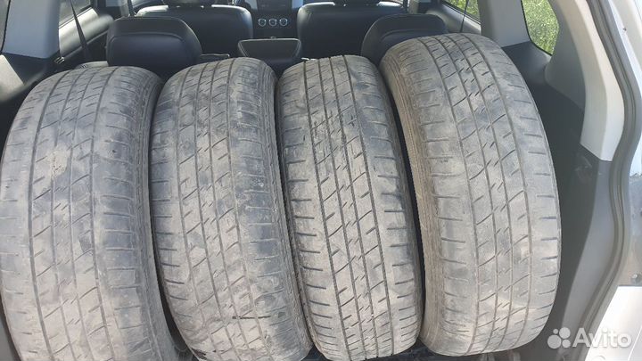 Kumho RA01 235/65 R17