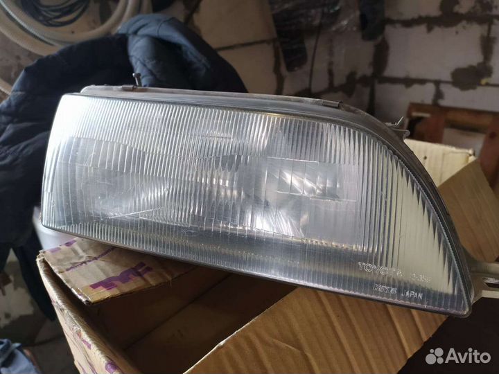 Фара toyota corolla