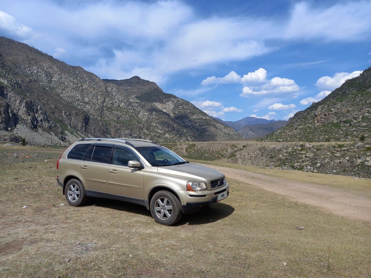 Volvo XC90: фото владельца