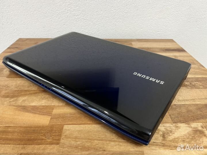 Красивый игровой Samsung Core i5 6Gb SSD256 Radeon