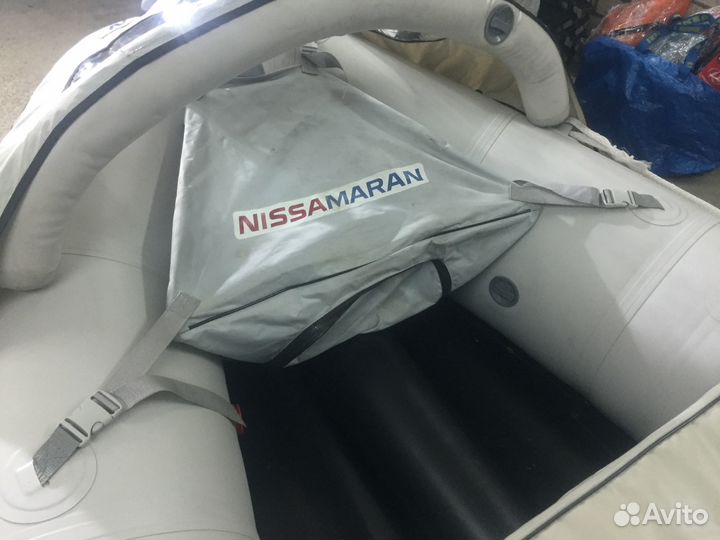 Лодка Nissamaran 320 + мотор 9.8
