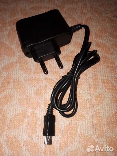 Зарядное устройство