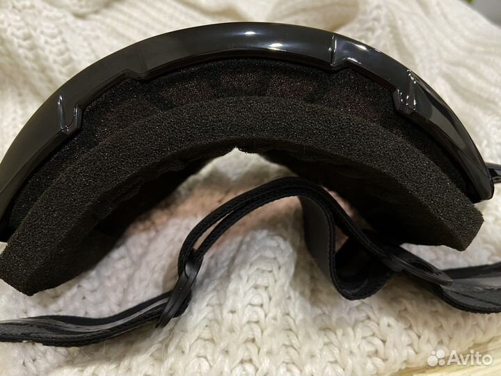 Горнолыжные очки smith черные новые