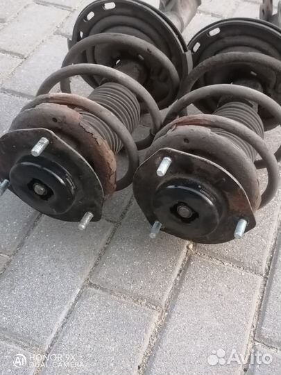 Стойки взборе камри 40