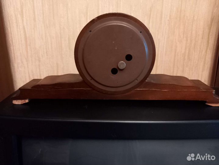 Часы настольные механические СССР, весна