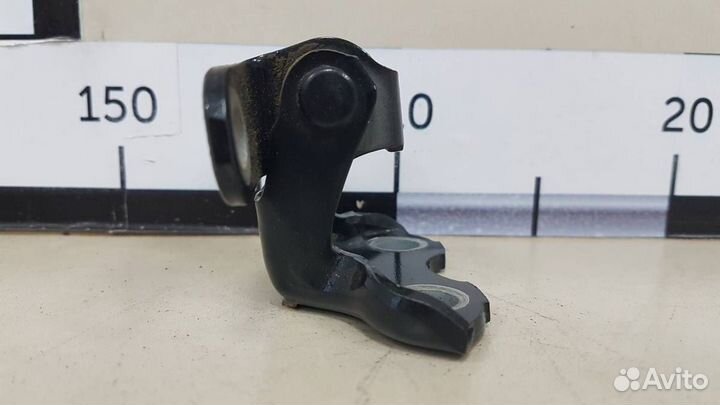 Петля двери задней правой верхняя Toyota Corolla E