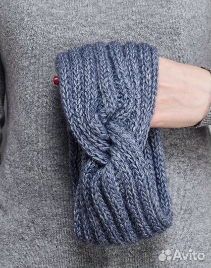 Повязка на голову вязаная