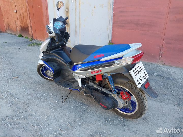 Скутер Ирбис